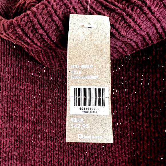 Buckle Chenille Burgundy Turtleneck Sweater size Medium oversized - Picture 6 of 10